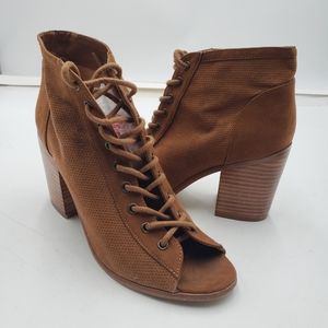 Urban Outfitters Womens 8 Lace Up Peep Toe Sandal Brown Wood Stack Block Heel